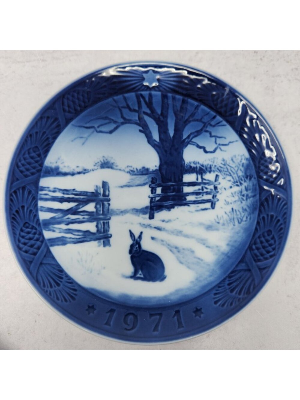 Bing & Grondahl Porcelain Christmas Plate 1971 Hare in winter, Rabbit, Rabbits,